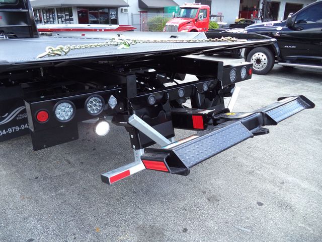 2026 International MV607 Crew Cab w/ 22' JerrDan Shark 6 Ton Low Pro Wide Rollbackback - 23041000 - 34