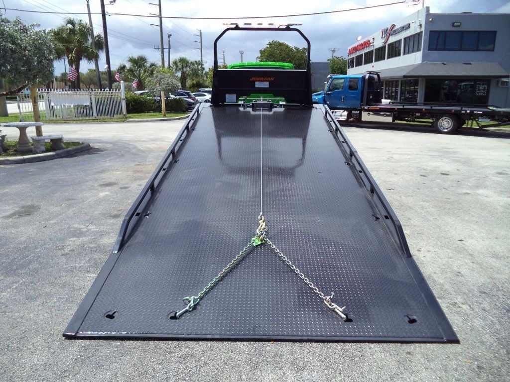 2026 International MV607 Extended Cab w/ 22' JerrDan Car Carrier 6 Ton Low Pro Wide Rollback - 22874496 - 27