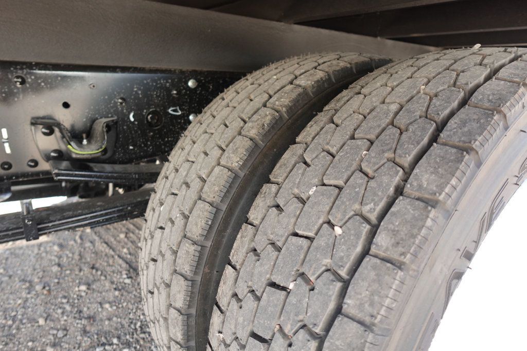 2026 Isuzu NPR (19ft Landscape w/ Ramps) - 22941985 - 33