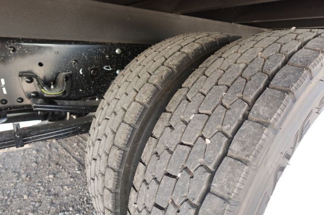 2026 Isuzu NPR (19ft Landscape w/ Ramps) - 22941985 - 33