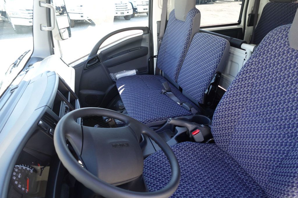 2026 Isuzu NPR (19ft Landscape w/ Ramps) - 22941985 - 45