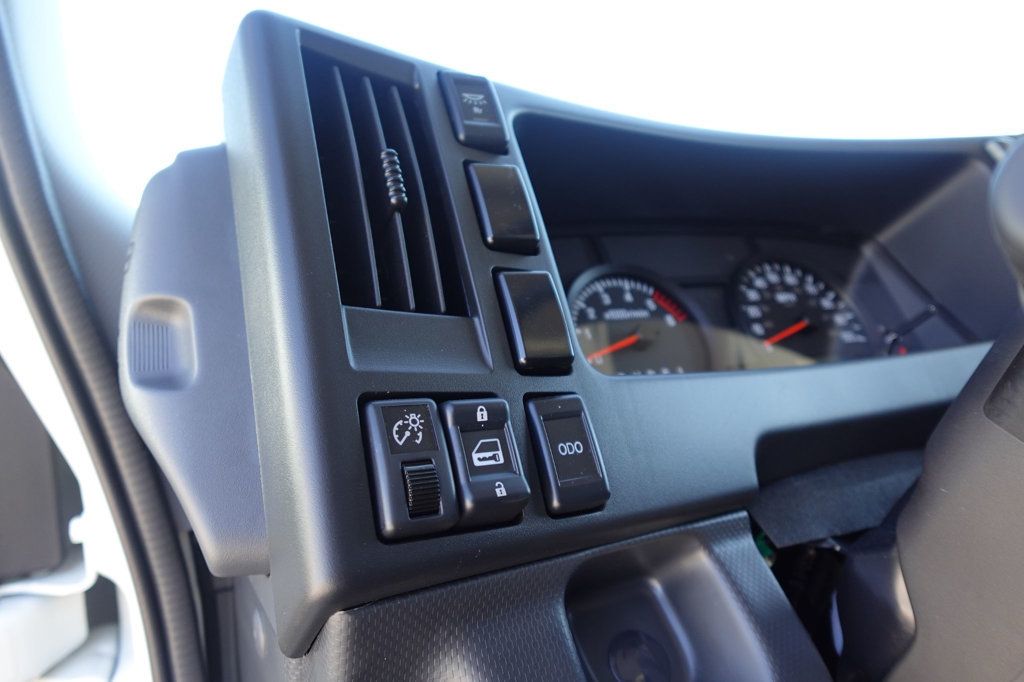 2026 Isuzu NPR (19ft Landscape w/ Ramps) - 22941985 - 49