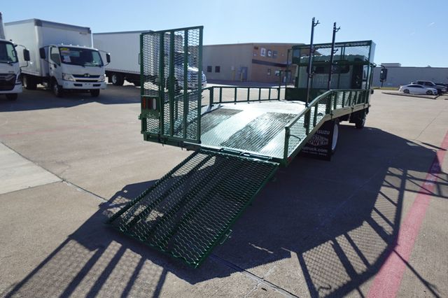 2026 Isuzu NPR (19ft Landscape w/ Ramps) - 22944772 - 0