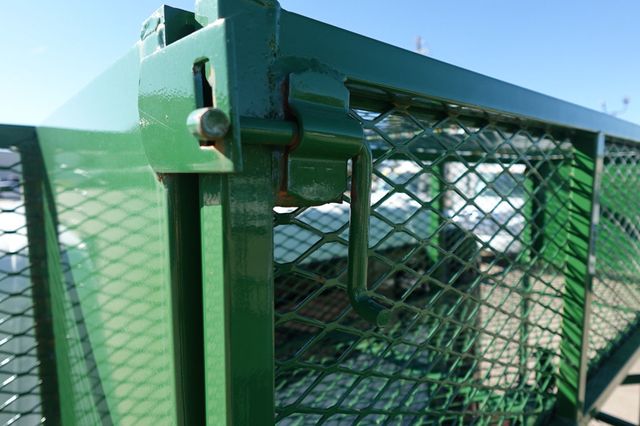 2026 Isuzu NPR (19ft Landscape w/ Ramps) - 22944772 - 33