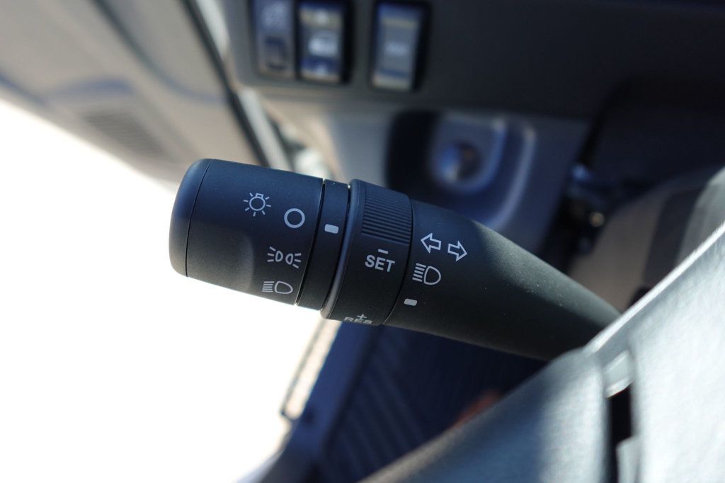 2026 Isuzu NPR (19ft Landscape w/ Ramps) - 22944772 - 55