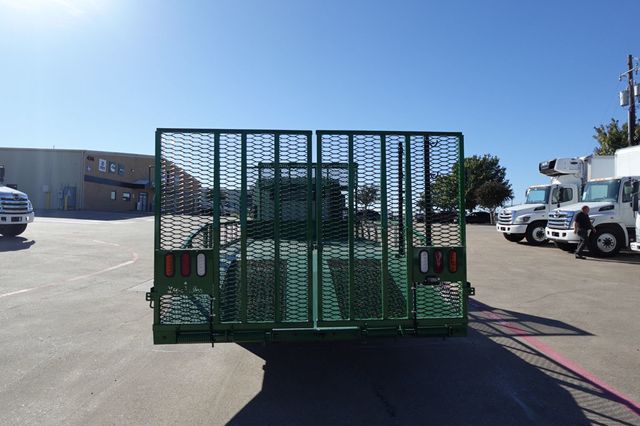 2026 Isuzu NPR (19ft Landscape w/ Ramps) - 22944772 - 7