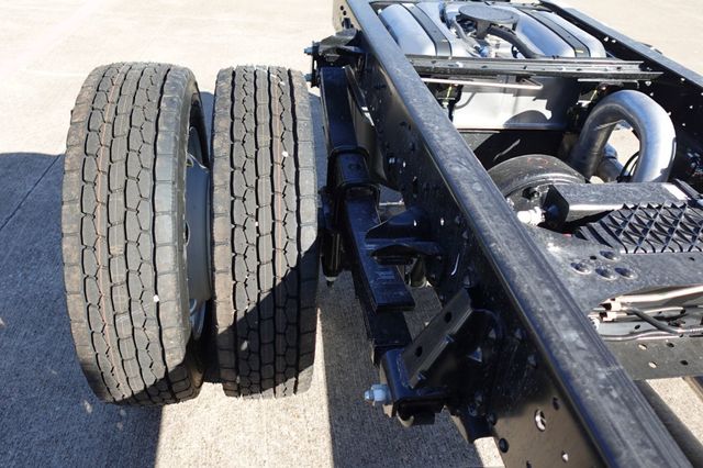 2026 Isuzu NPR (Chassis - Gas) - 22944779 - 17