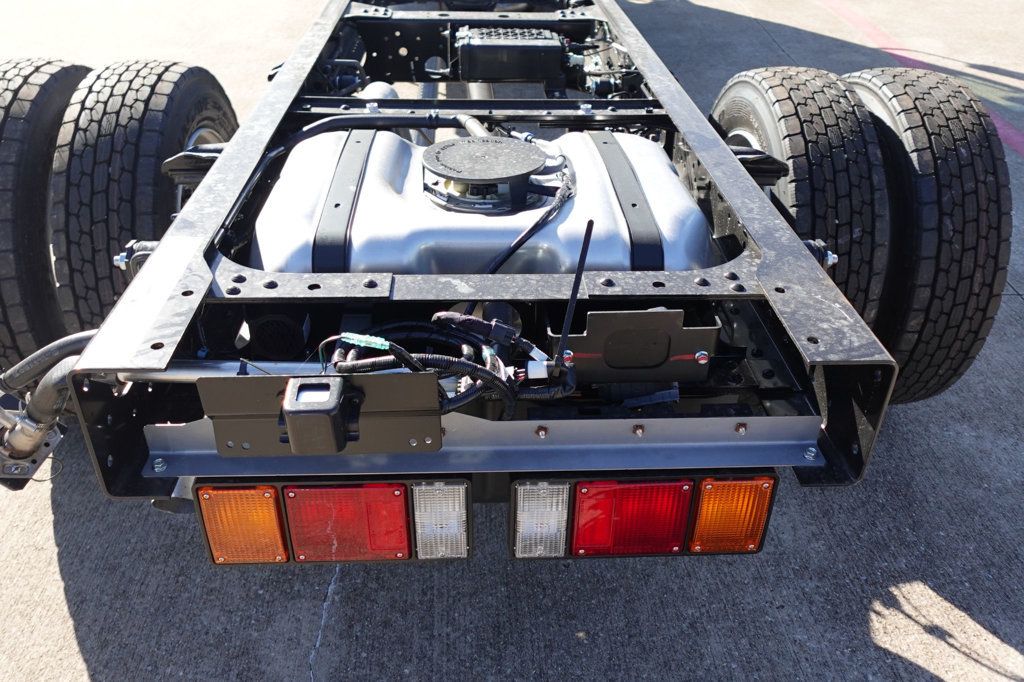 2026 Isuzu NPR (Chassis - Gas) - 22944779 - 20