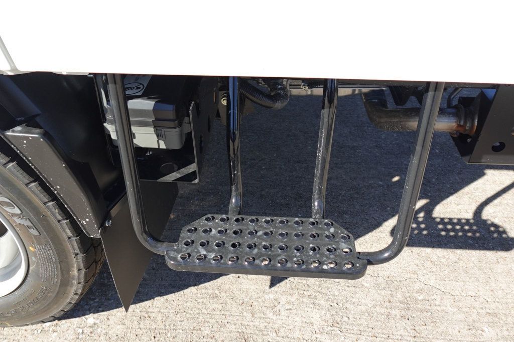 2026 Isuzu NPR (Chassis - Gas) - 22944779 - 22