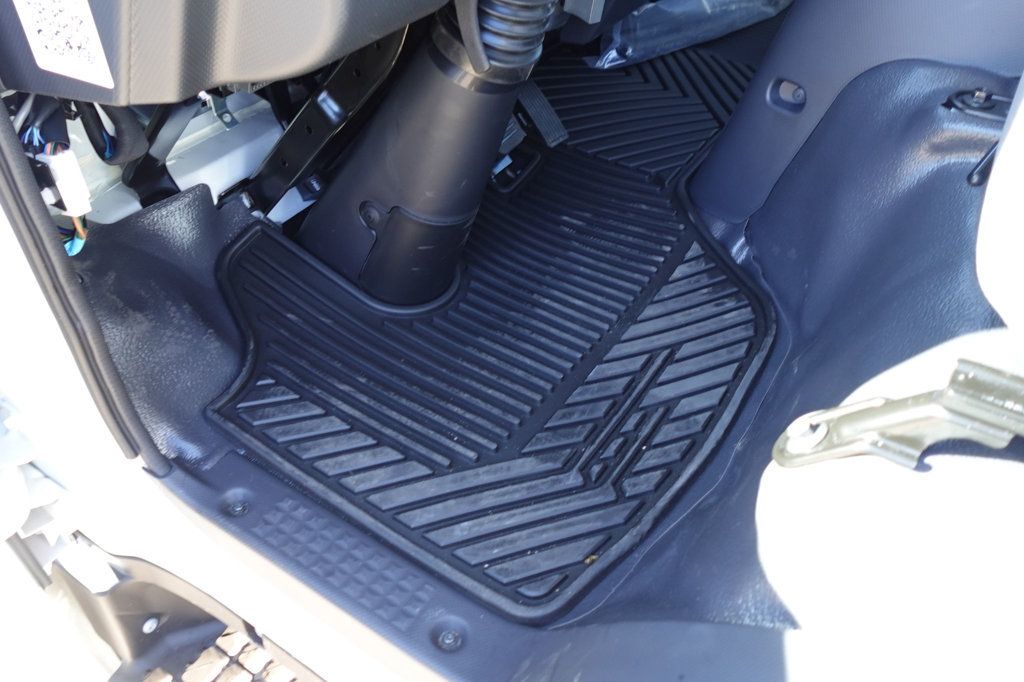 2026 Isuzu NPR (Chassis - Gas) - 22944779 - 34