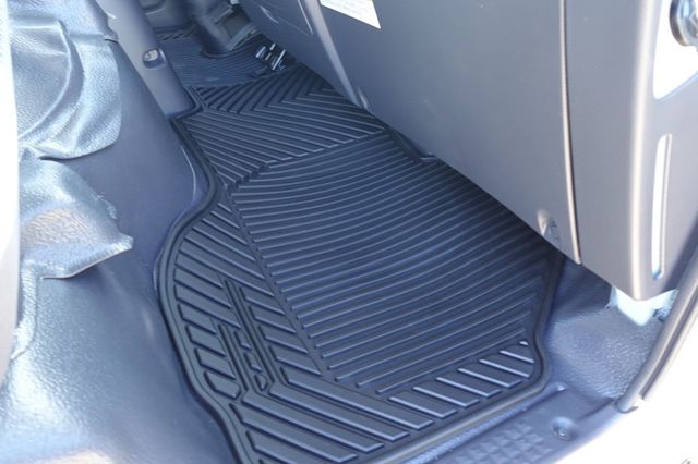 2026 Isuzu NPR (Chassis - Gas) - 22944779 - 37