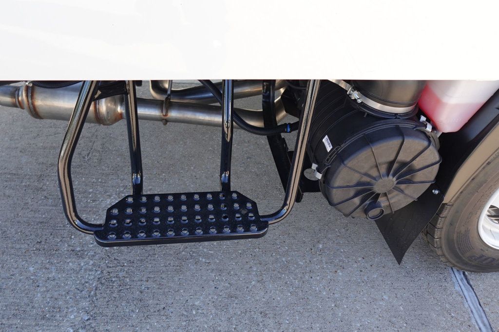 2026 Isuzu NPR (Chassis - Gas) - 22944787 - 11