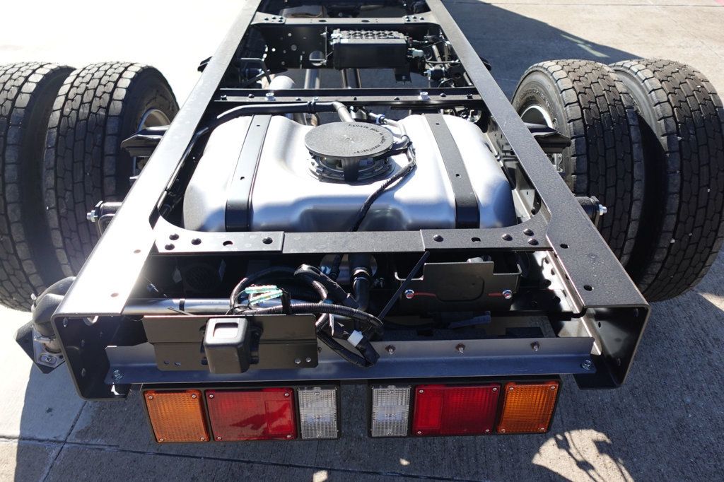 2026 Isuzu NPR (Chassis - Gas) - 22944787 - 18