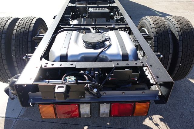 2026 Isuzu NPR (Chassis - Gas) - 22944787 - 18