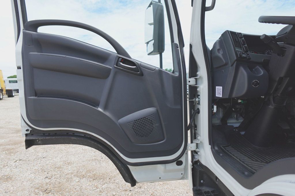 2026 Isuzu NPR HD (16ft Box with ICC Bumper) - 23043983 - 15