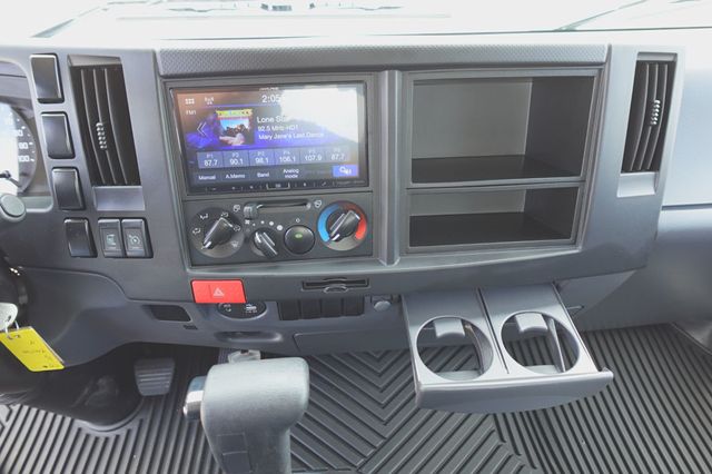 2026 Isuzu NPR HD (16ft Box with ICC Bumper) - 23043983 - 32