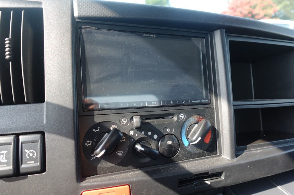 2026 Isuzu NPR HD (16ft Box with ICC Bumper) - 23045532 - 32