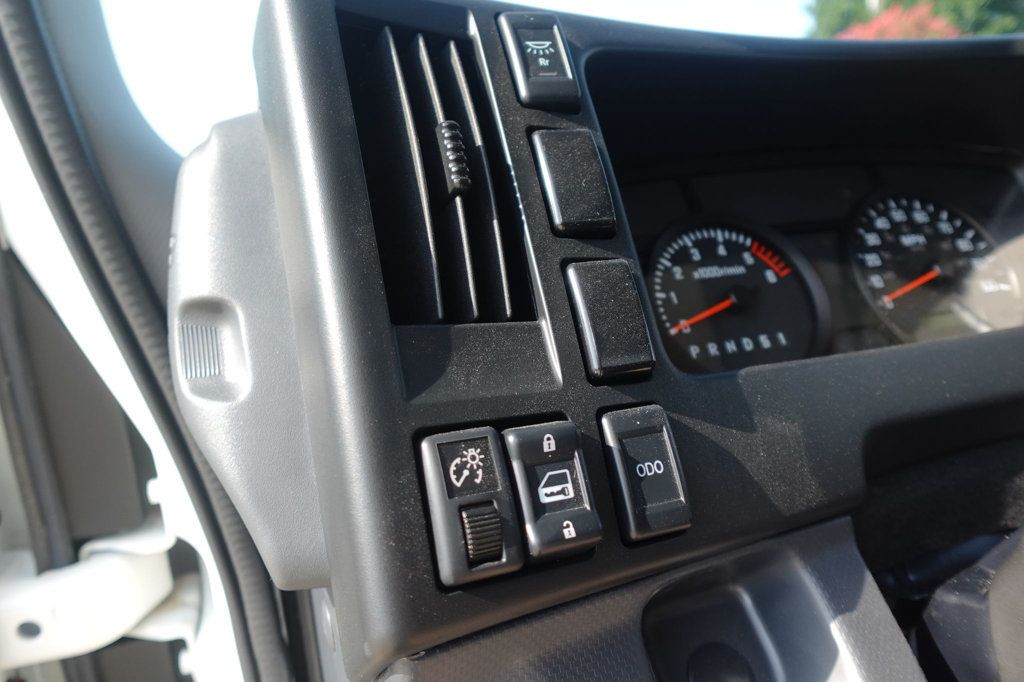 2026 Isuzu NPR HD (16ft Box with ICC Bumper) - 23045532 - 37