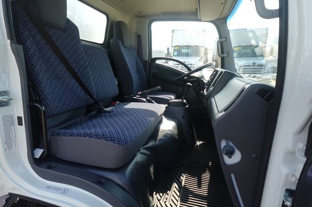 2026 Isuzu NPR HD (16ft Box with ICC Bumper) - 23045532 - 45