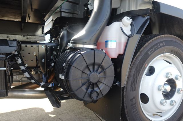 2026 Isuzu NPR HD (16ft Box with ICC Bumper) - 23045543 - 11