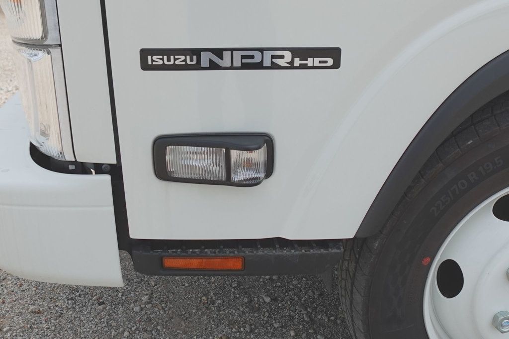 2026 Isuzu NPR HD (16ft Box with ICC Bumper) - 23046050 - 42