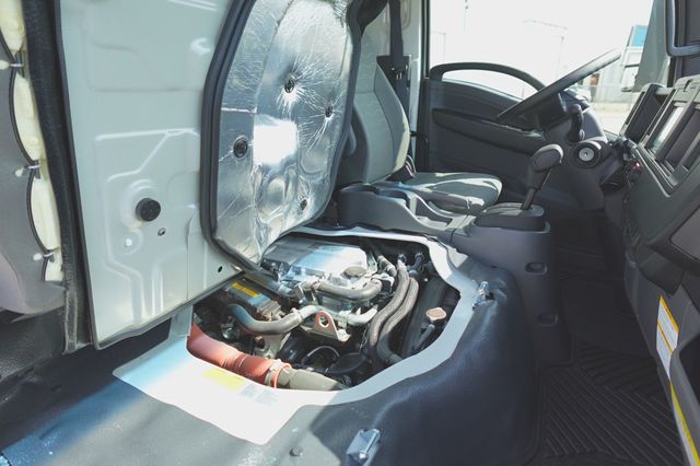 2026 Isuzu NPR HD (16ft Proscape Landscape Truck) - 23035699 - 33