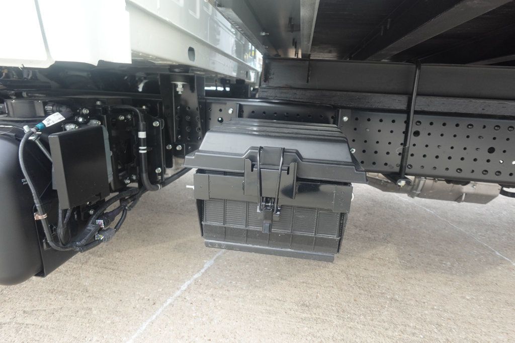 2026 Isuzu NPR HD (16ft Proscape Truck) - 22960169 - 27