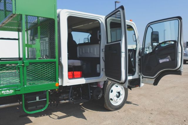 2026 Isuzu NPR HD (19ft Landscape Truck with Split Ramps) - 22948560 - 12