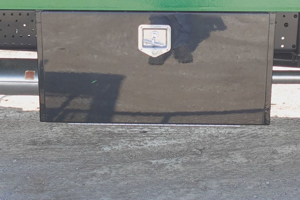 2026 Isuzu NPR HD (19ft Landscape Truck with Split Ramps) - 22948560 - 18