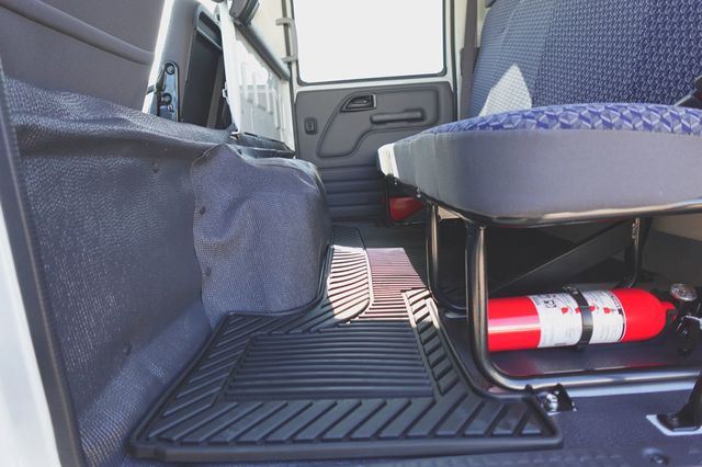 2026 Isuzu NPR HD (19ft Landscape Truck with Split Ramps) - 22948560 - 26