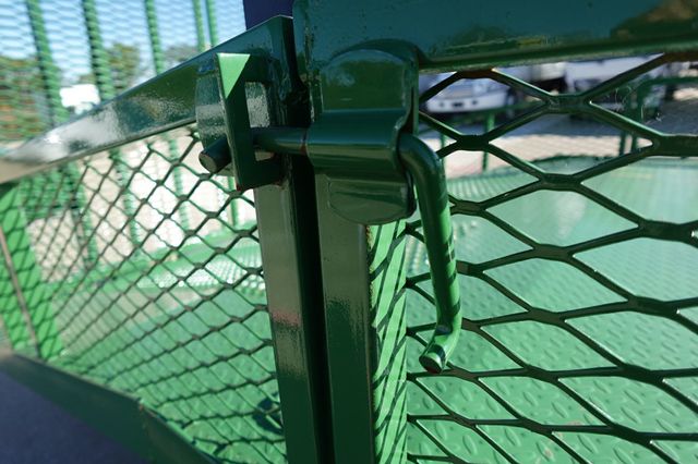 2026 Isuzu NPR HD (19ft Landscape w/ Ramps) - 22944772 - 22