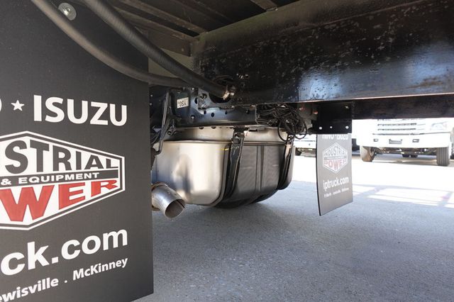 2026 Isuzu NPR HD (19ft Landscape w/ Ramps) - 22944772 - 36