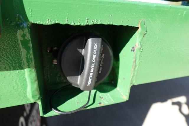 2026 Isuzu NPR HD (19ft Landscape w/ Ramps) - 22944772 - 37