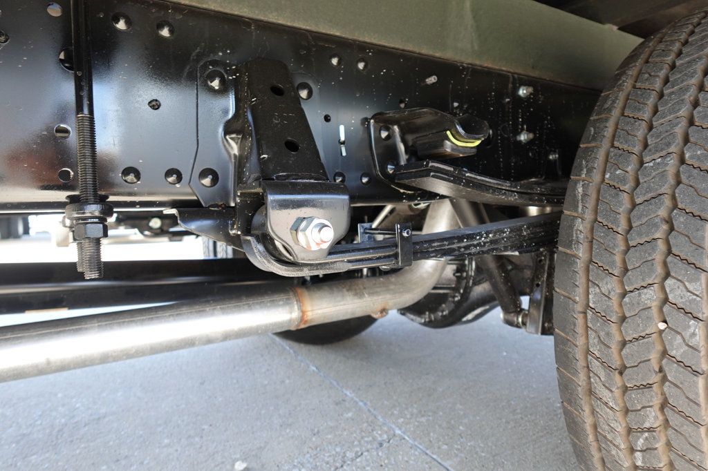 2026 Isuzu NPR HD (19ft Landscape w/ Ramps) - 22944772 - 40