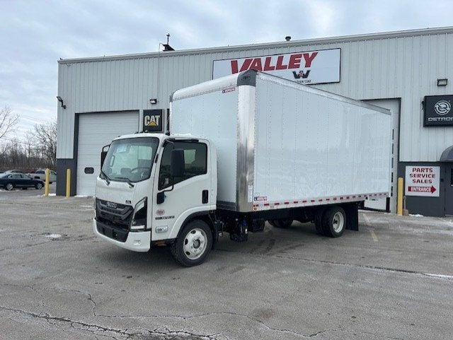 2026 Isuzu NPR XD DIESEL 2026 ISUZU NPRXD 20' MORGAN BOX - 22982838 - 0