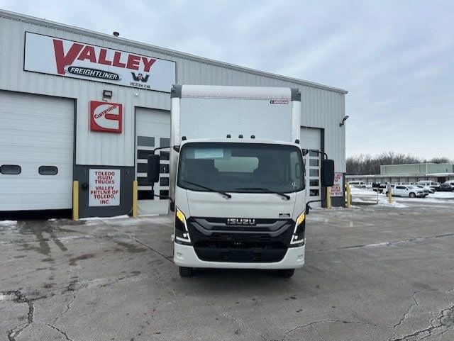 2026 Isuzu NPR XD DIESEL 2026 ISUZU NPRXD 20' MORGAN BOX - 22982838 - 1