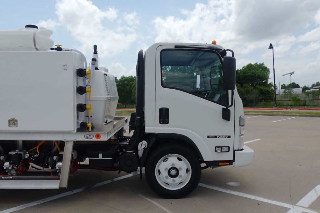 2026 Isuzu NRR (12ft Spray Truck) - 23035707 - 9