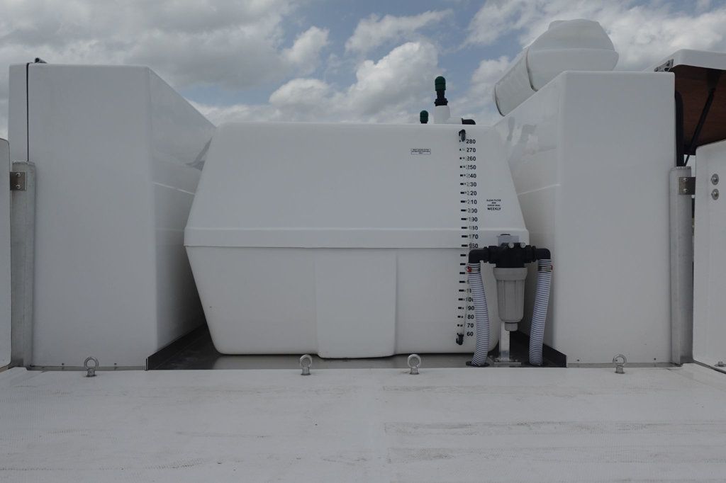 2026 Isuzu NRR (12ft Spray Truck) - 23035707 - 29