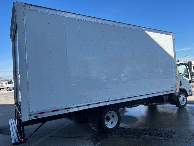 2026 Isuzu NRR 2027 ISUZU NRR 20' BOX - 23073911 - 4