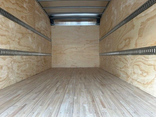 2026 Isuzu NRR 2027 ISUZU NRR 20' BOX - 23073911 - 8