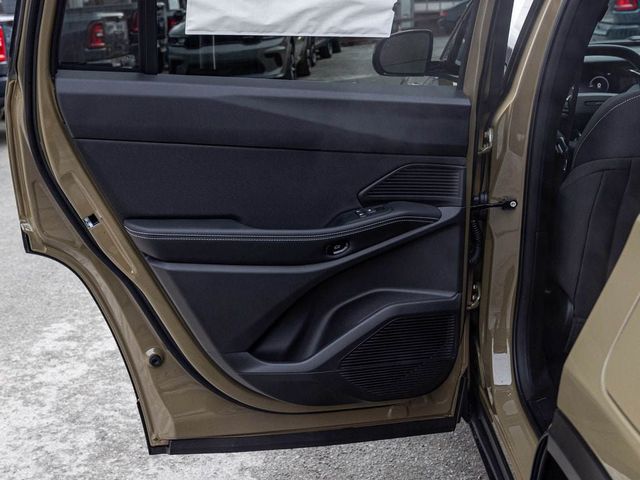 2026 Jeep Cherokee LAREDO 4X4 - 23076449 - 13