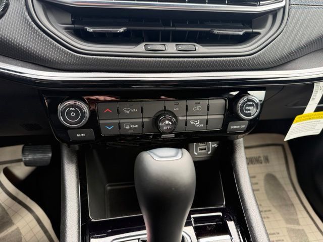 2026 Jeep Compass Latitude - 23020607 - 10