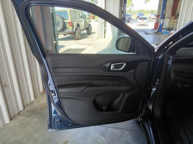 2026 Jeep Compass Latitude - 23054548 - 21