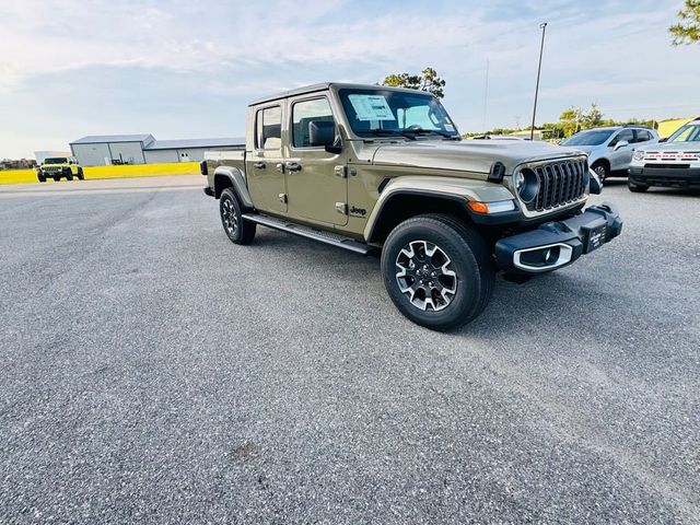 2026 Jeep Gladiator Sahara 4x4 - 23028641 - 1