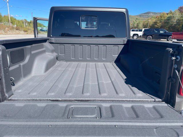 2026 Jeep Gladiator WILLYS 4X4 - 23078145 - 24
