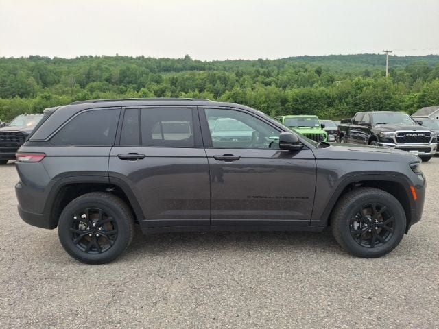 2026 Jeep Grand Cherokee LAREDO ALTITUDE 4X4 - 23076276 - 7