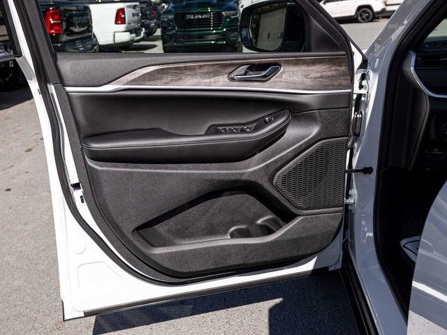 2026 Jeep Grand Cherokee LAREDO ALTITUDE 4X4 - 23077444 - 10