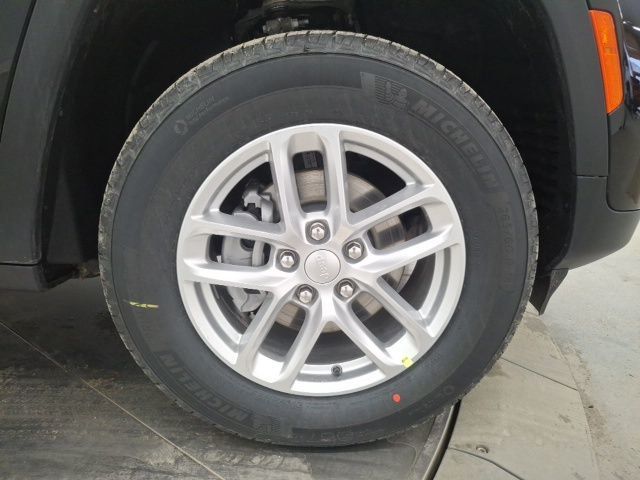 2026 Jeep Grand Cherokee LAREDO X 4X4 - 23076206 - 31