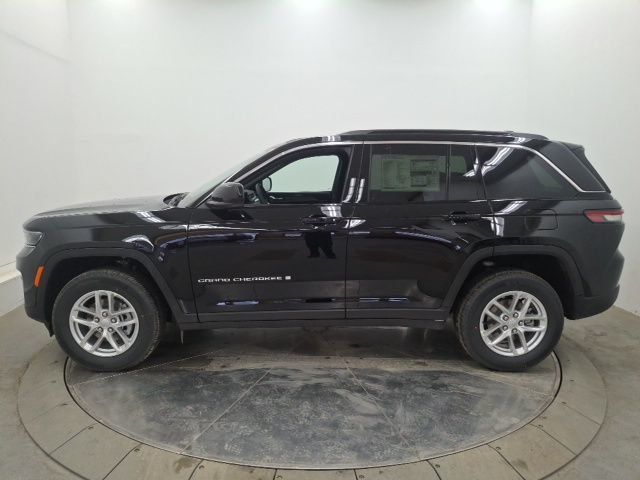 2026 Jeep Grand Cherokee LAREDO X 4X4 - 23076206 - 3