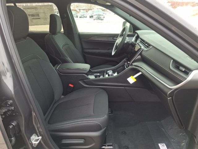 2026 Jeep Grand Cherokee LAREDO X 4X4 - 23076277 - 30